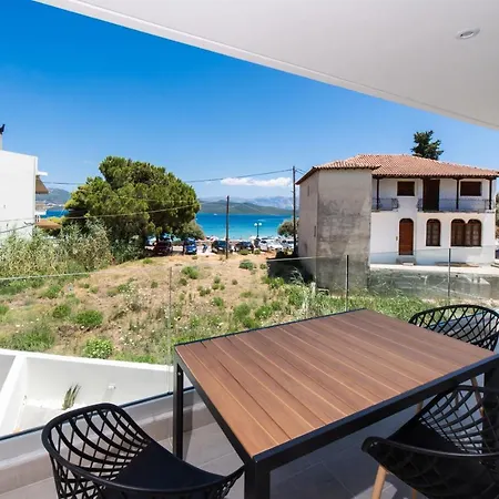 Blue Icons Lefkas * Nikiana